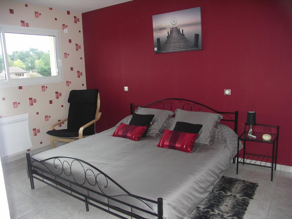 Chambres D'Hotes Le Saint O Detente Номер фото